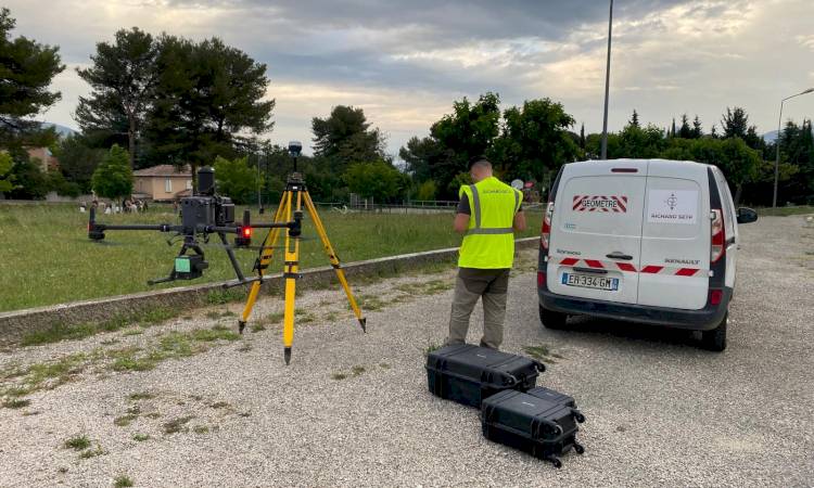 Drone Géomètre : relevés topographiques, inspections, modélisation 3D et cartographie de sites par drone et géomètre